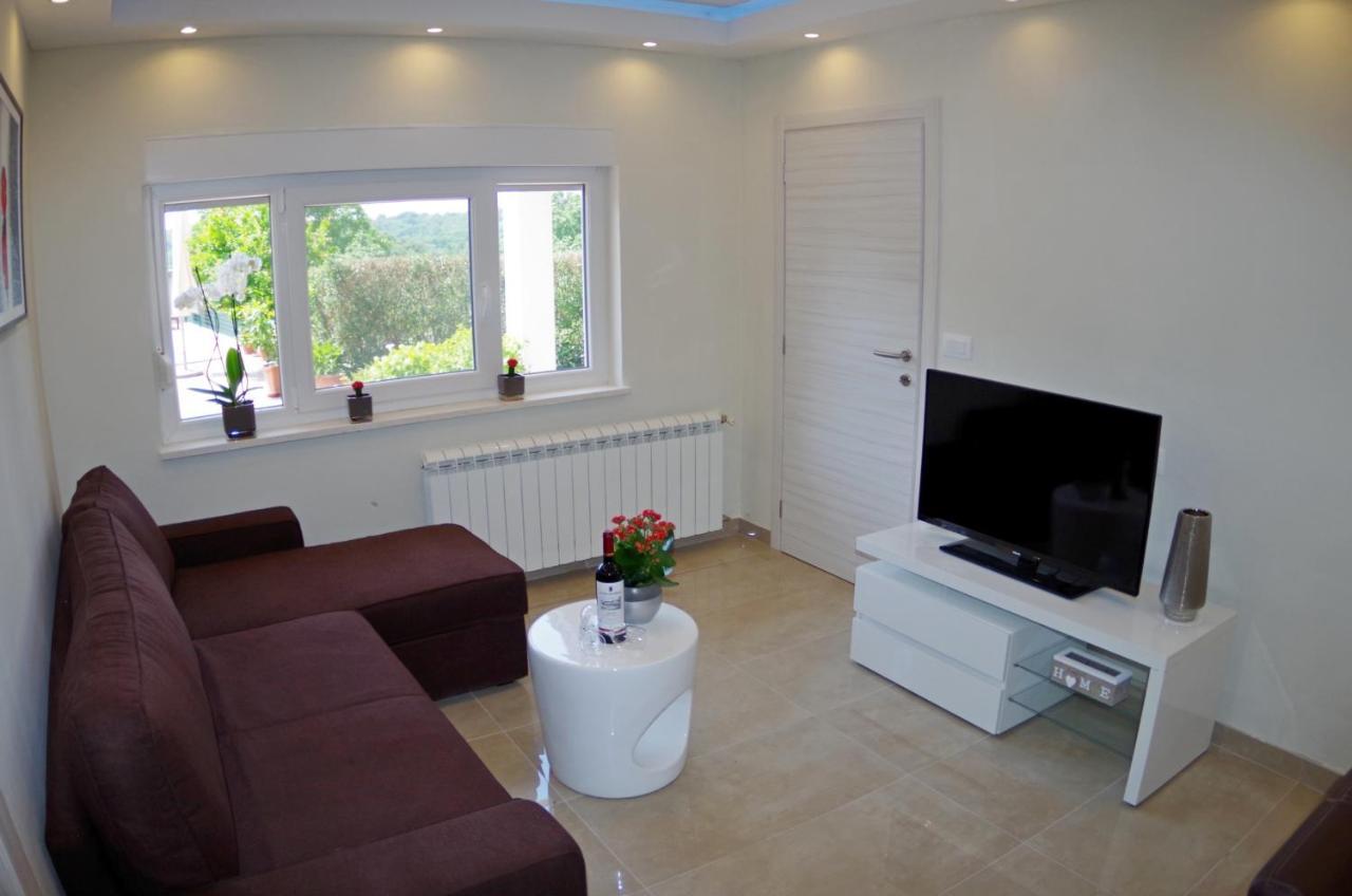 Holiday Home Elvis, Village Kujici Hreljići Zewnętrze zdjęcie